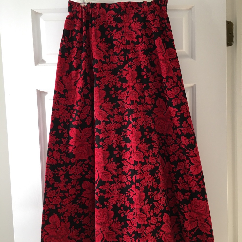 VINTAGE 90’s MIDI SKIRT